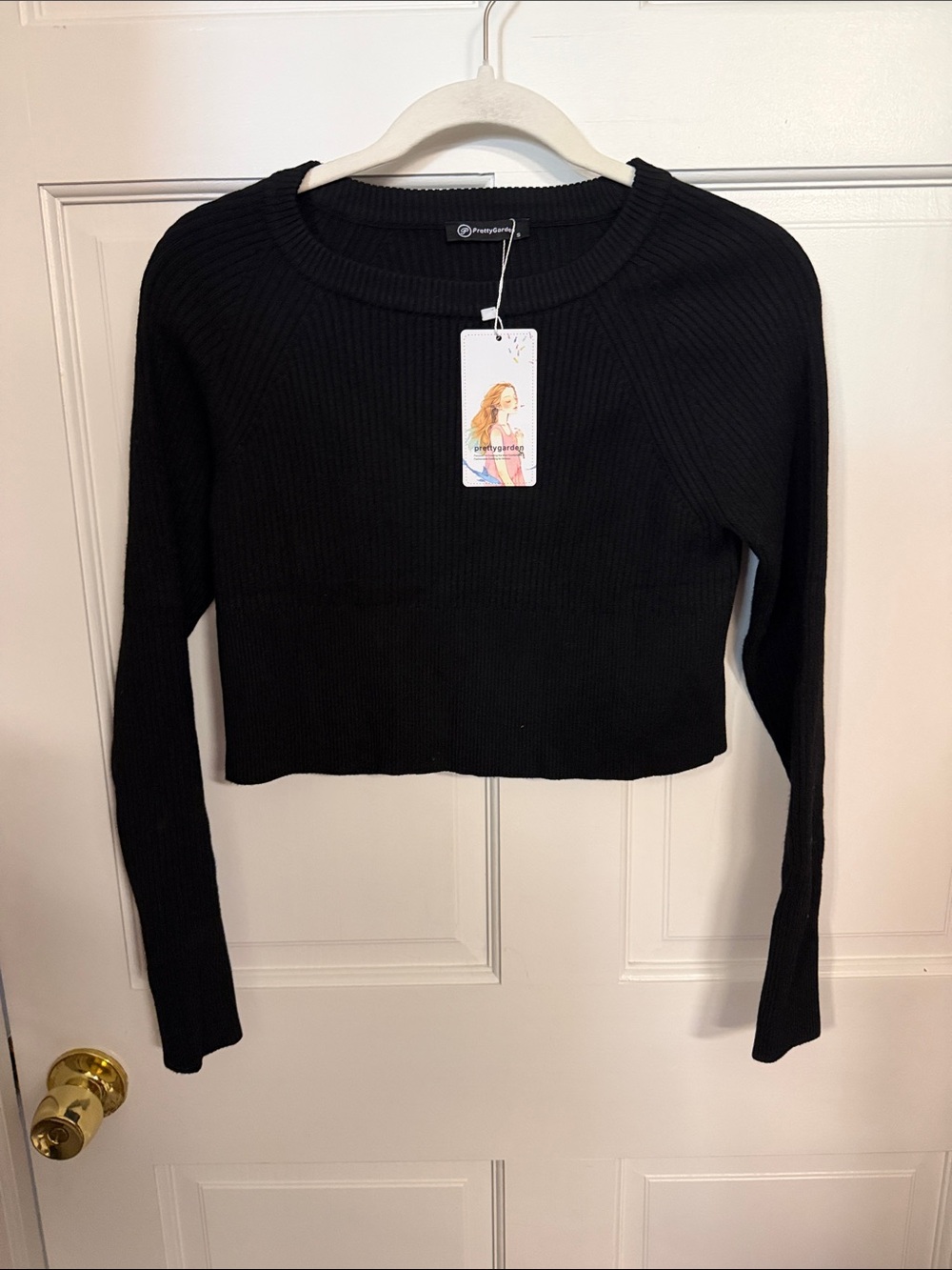 Black Ribbed Cropped Long-Sleeve Sweater - Women's